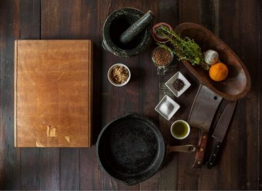 Jak wyczyścić deskę do krojenia?