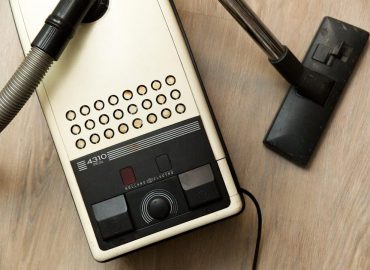 Jak pozbyć się brzydkiego zapachu z odkurzacza?