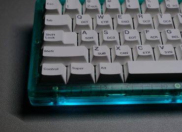 Jak wyczyścić klawiaturę w domu?